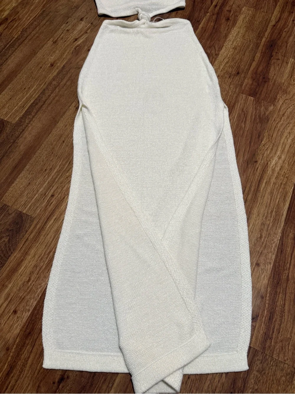 Women's White / Cream Halter Maxi Dress